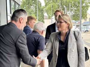 Der Vorstand des ZEV begrüßt die Bundesministerin Dr. Stefanie Hubig